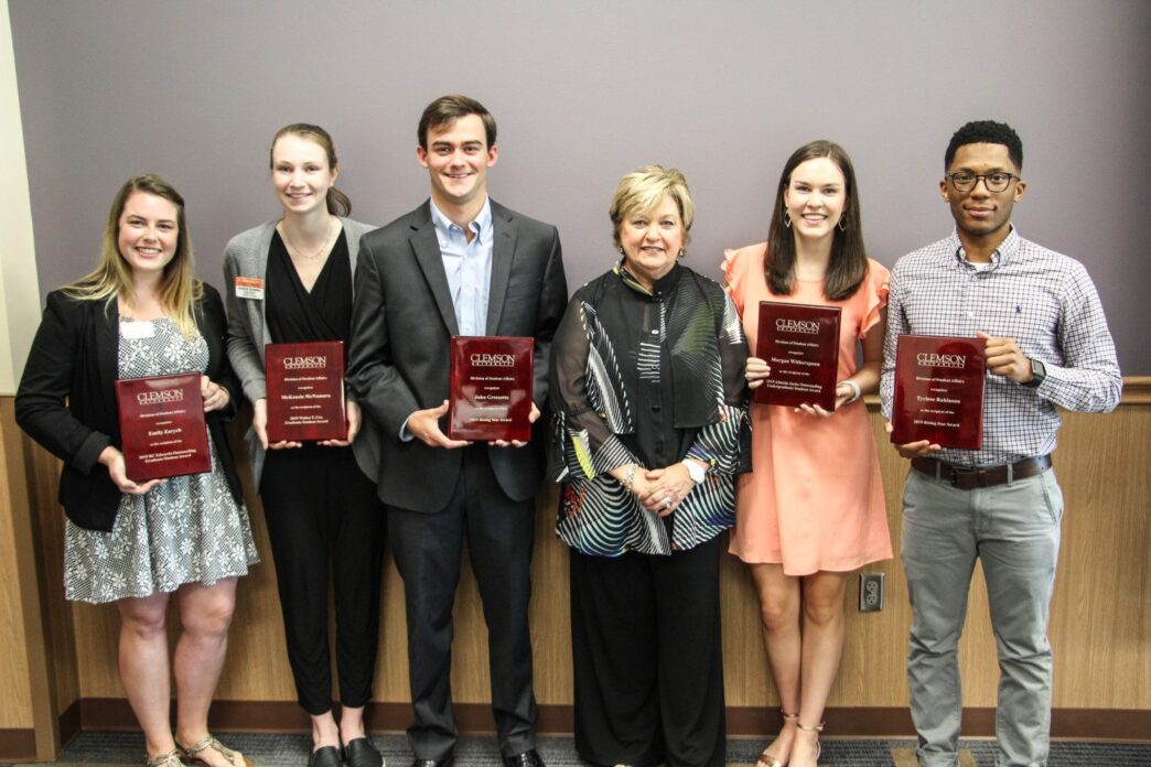 Almeda Jacks with 2019 Student Affairs divisional award winners.