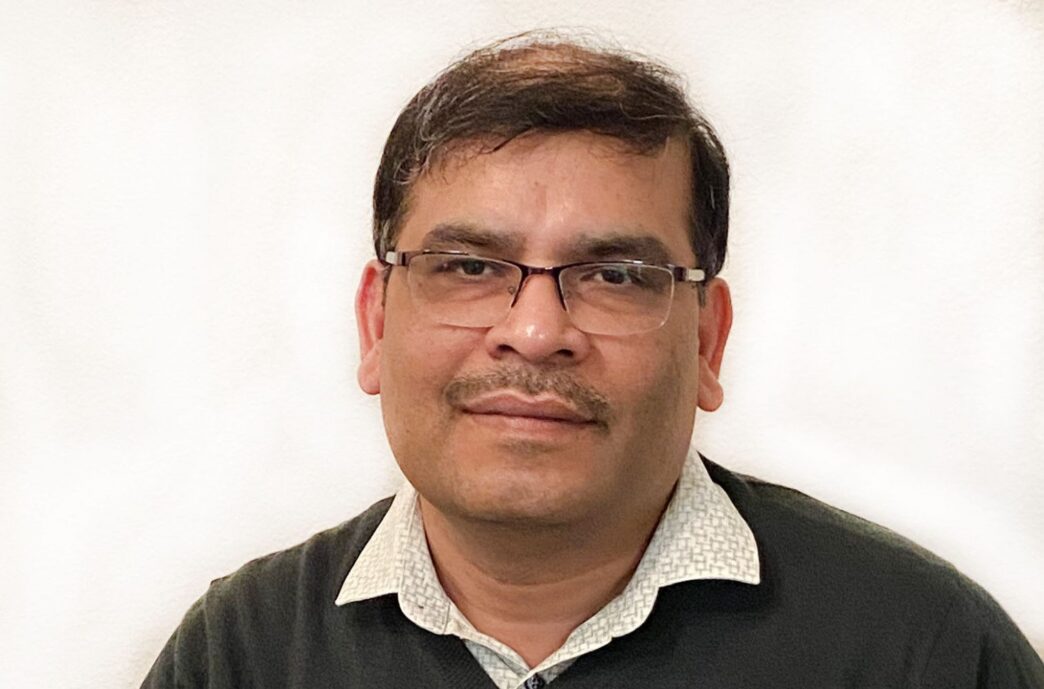 Sumanta Tewari physics prof