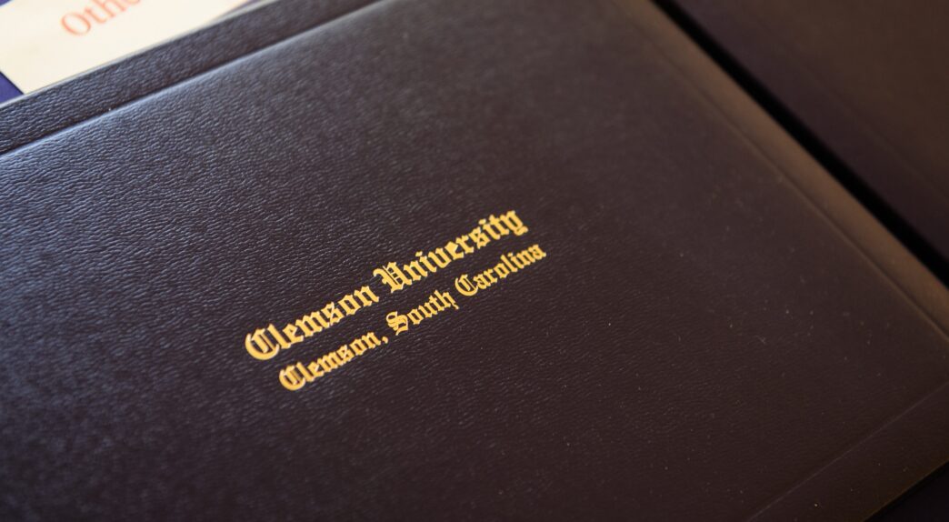 Faculty-staff awards image