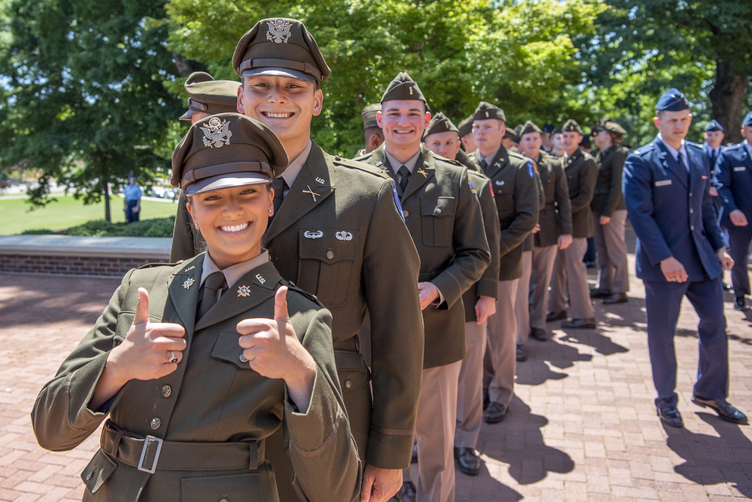 Army And Air Force Rotc Commission 33 Lieutenants In Joint Ceremony