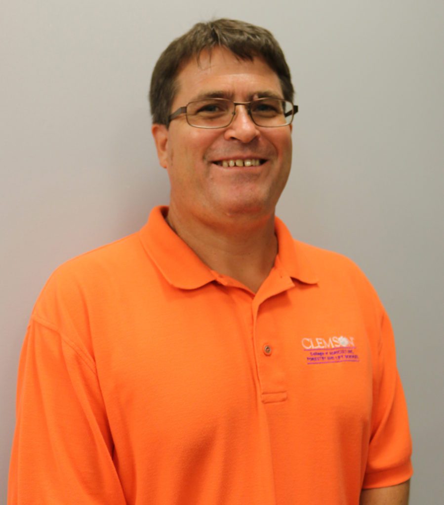 Clemson researcher uses common millet/kudzu to create biodegradable