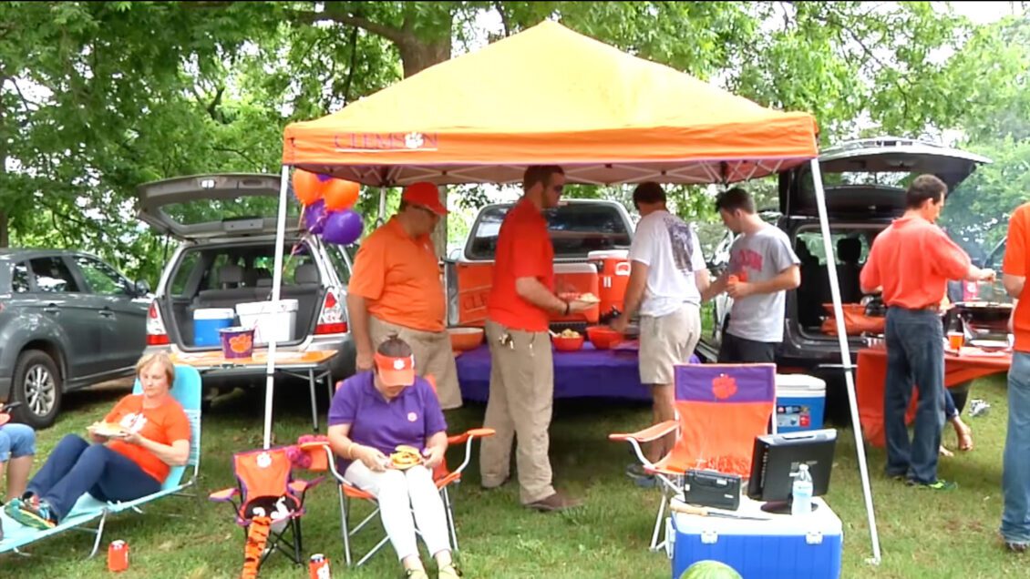 College Tailgating Chairs & Canopies, College Tents, Camping Seats