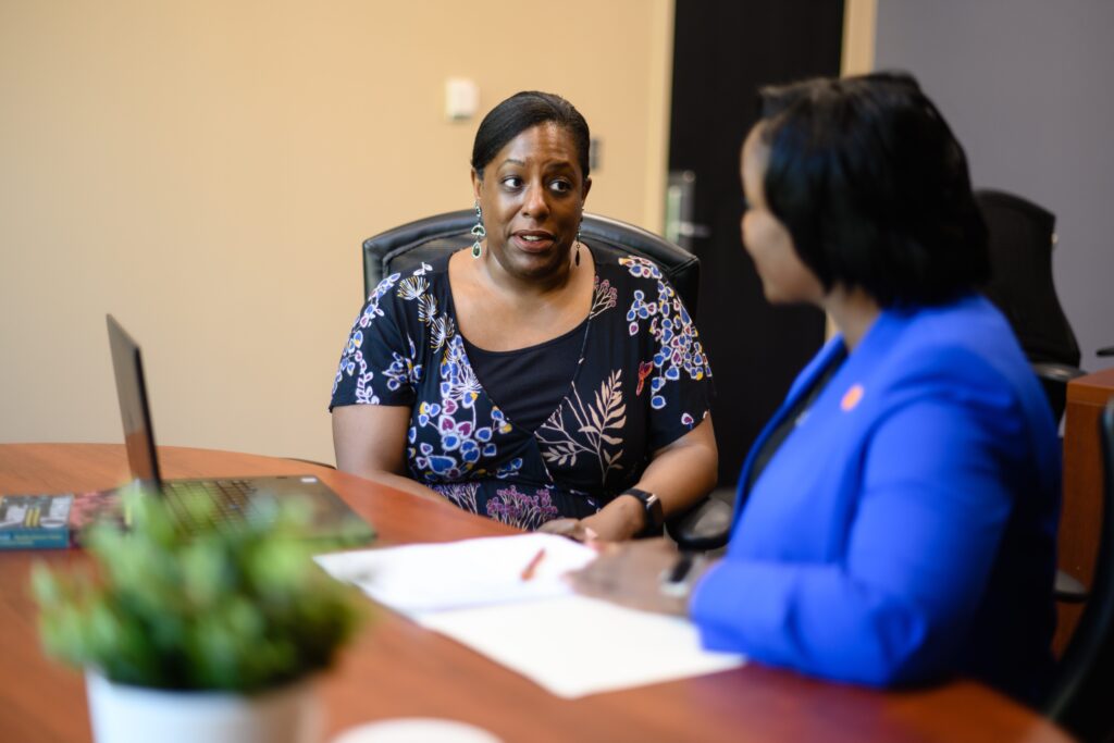Birma Gainor and Kimberly Poole in discussion at Clemson's Hendrix Student Center