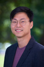 Headshot of Byoungmoo Kim