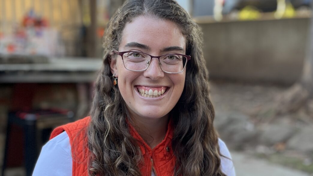 headshot of Juliana Coates