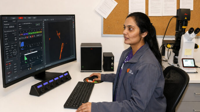 Shalini Etukuri uses the Clemson Light Imaging Facility to conduct cotton genetics research.